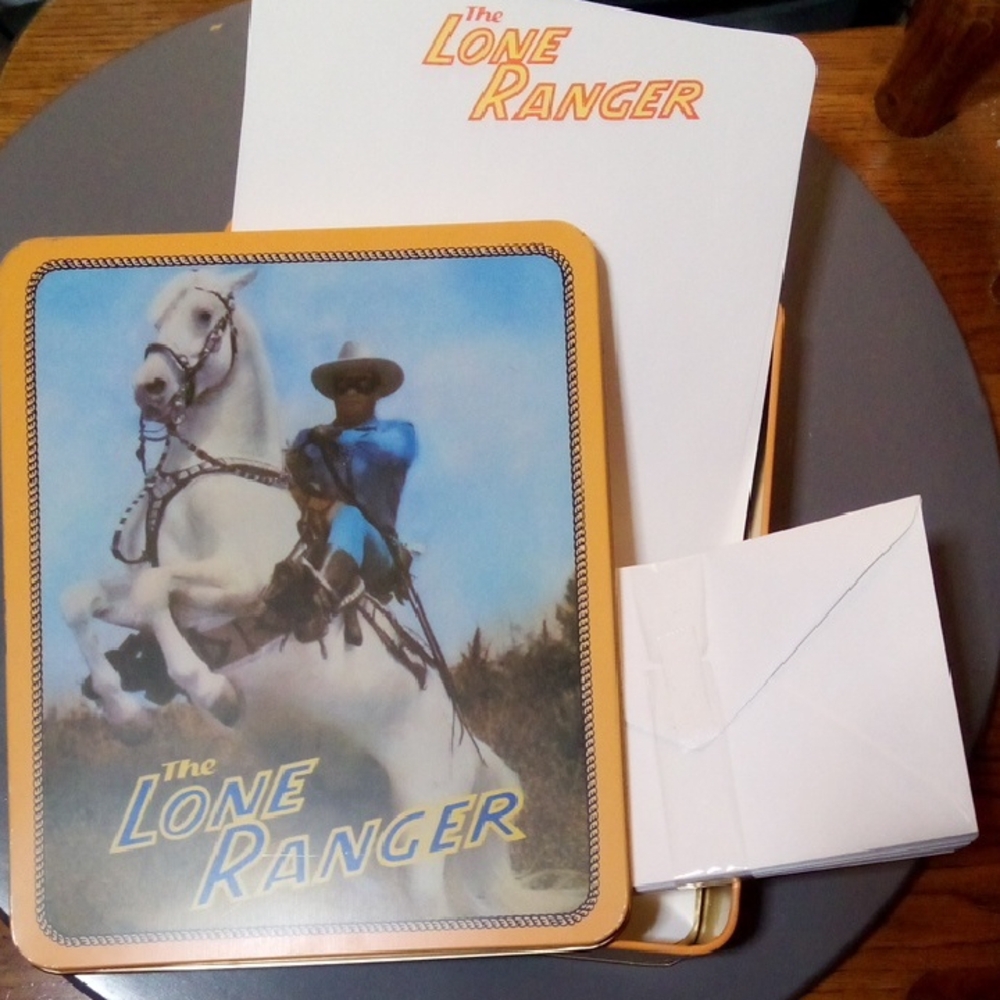 Vintage Lone Ranger Collectible Tin & Stationary Set.